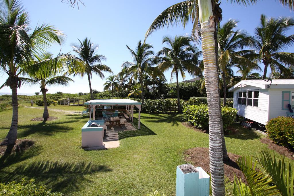 Gulf Breeze Cottages Sanibel Exterior photo